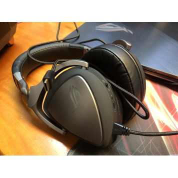Наушники Asus ROG Delta Type-C (Black)-8